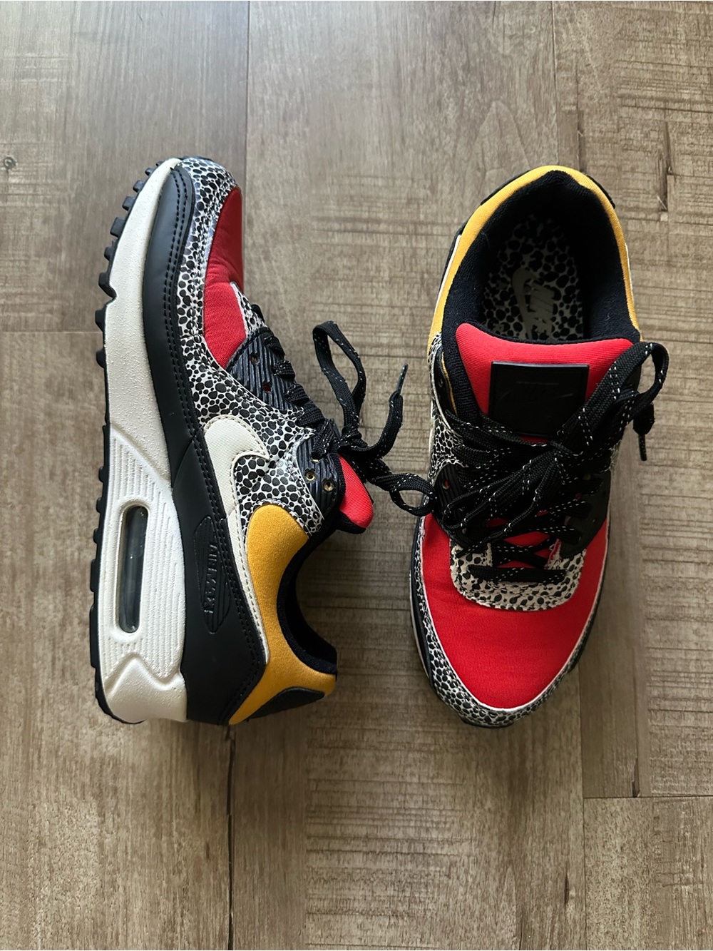 Women’s Nike Air Max 90 SE Black Phantom Chili Red - 7.5